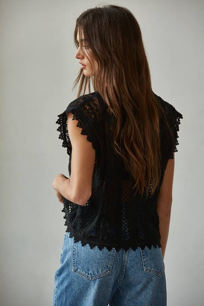 Woven Cotton Lace Buttondown Sleeveless Top
