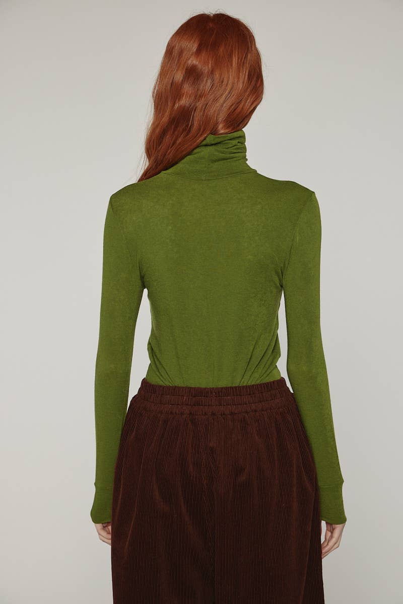 Wool blend lightweight turtleneck