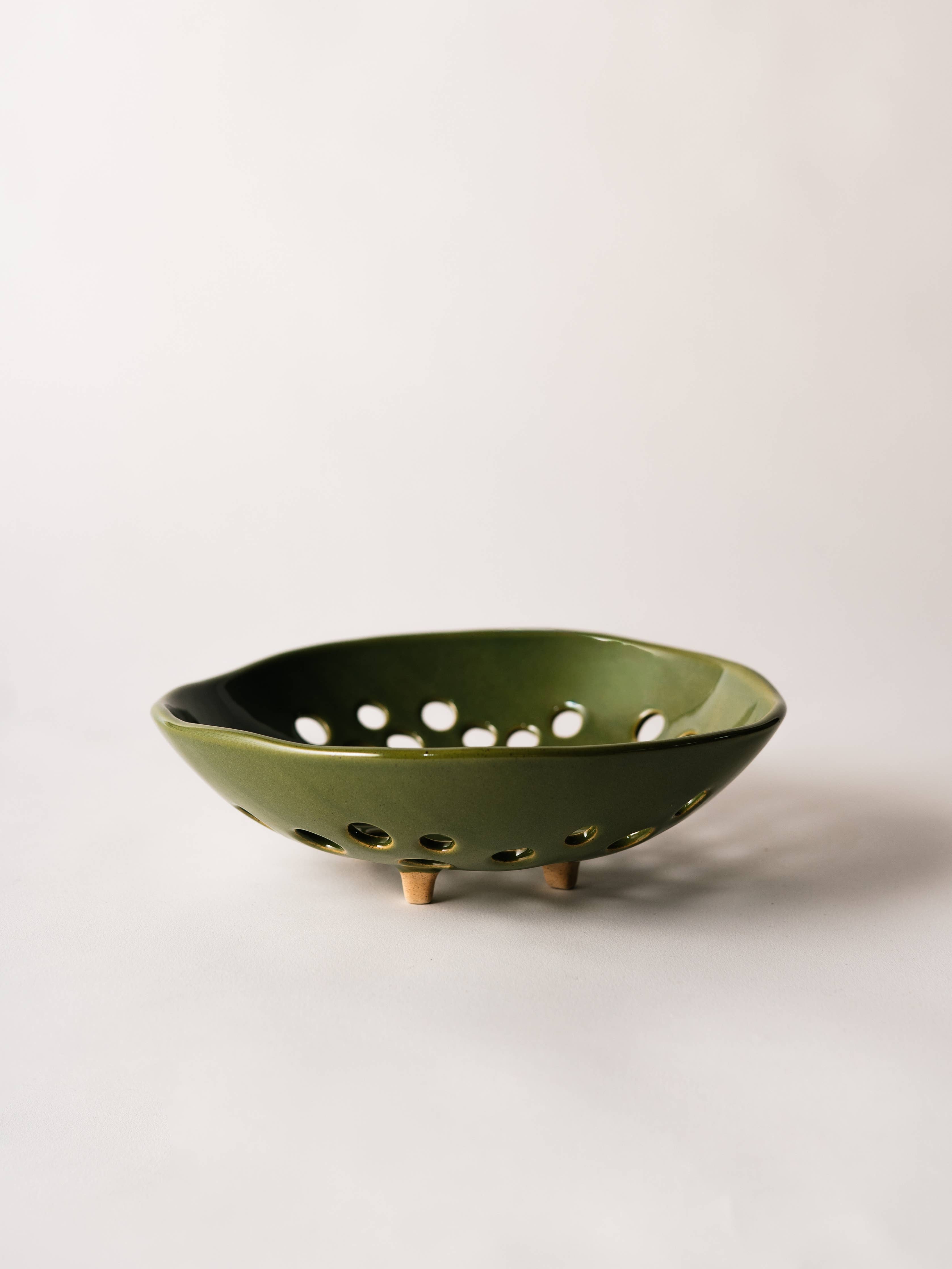 Newland Colander