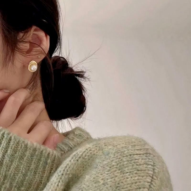 water droplet stud earrings