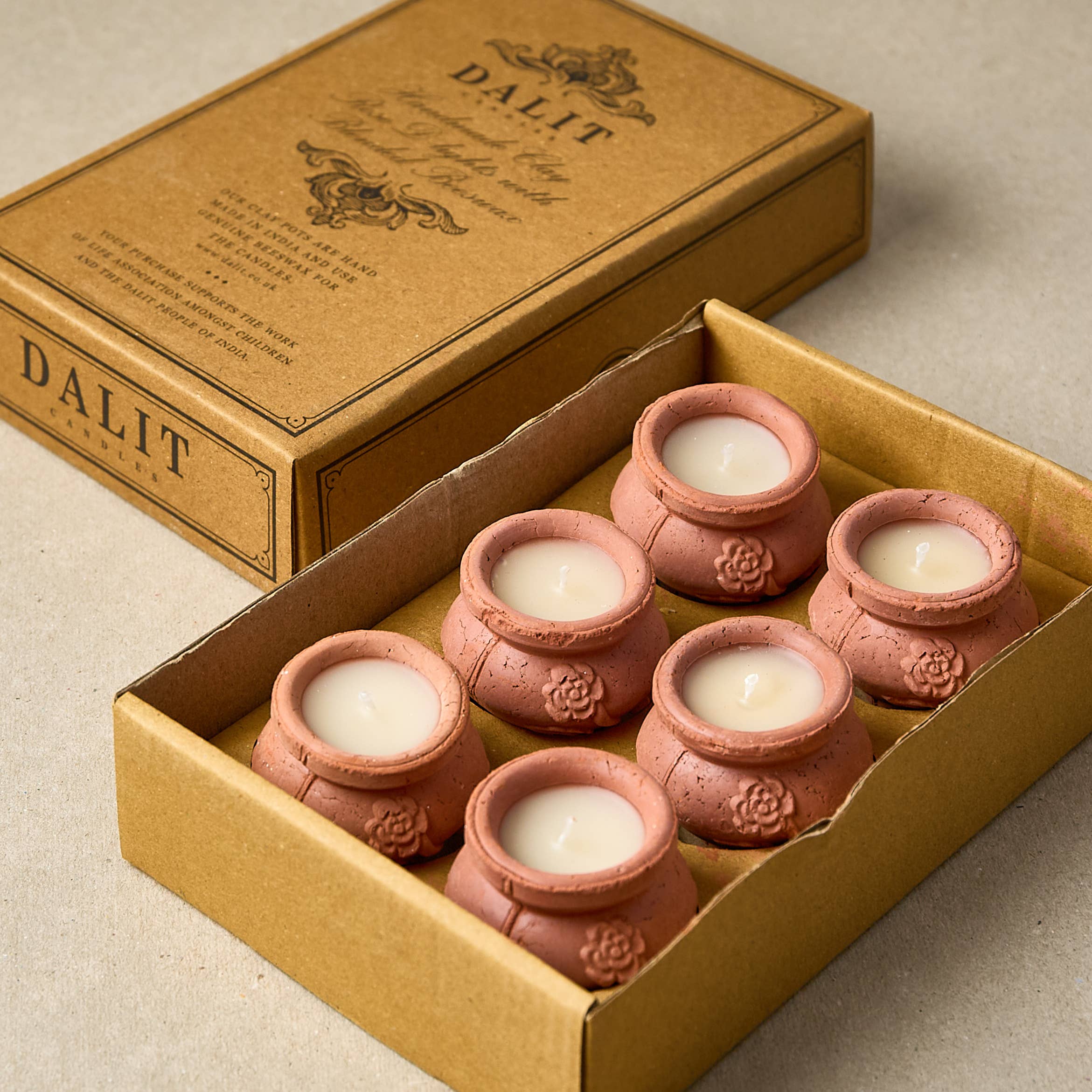 Terracotta Beeswax Tea Light Candle | Megah - Jasmine Scent