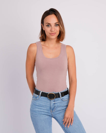 Dion | Round Buckle Leather Studded Belt