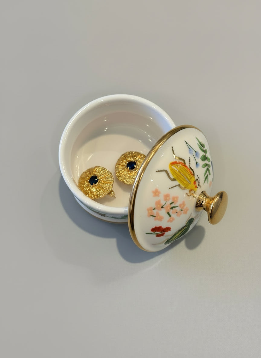 Porcelain Curio Box