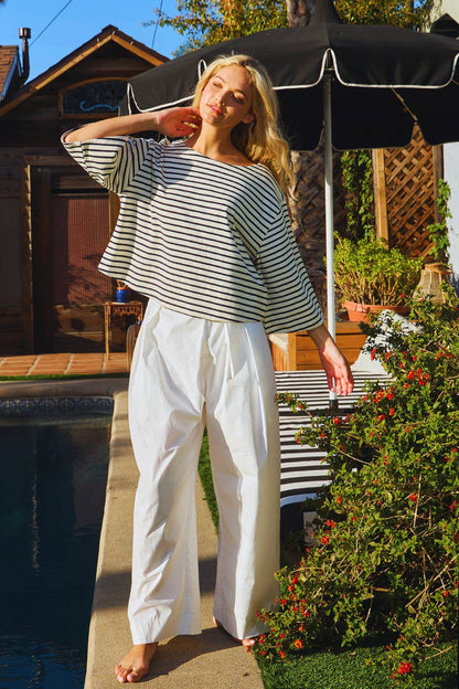 IT2434 Boat Neck Oversized Striped Crop T-shirt