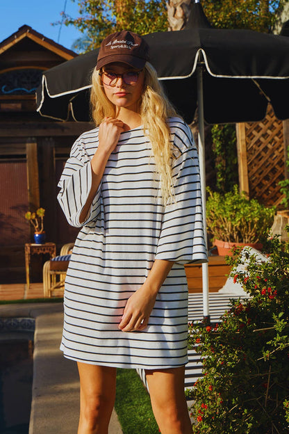 D4379 Boat Neck Oversized Striped Mini T-shirt Dress