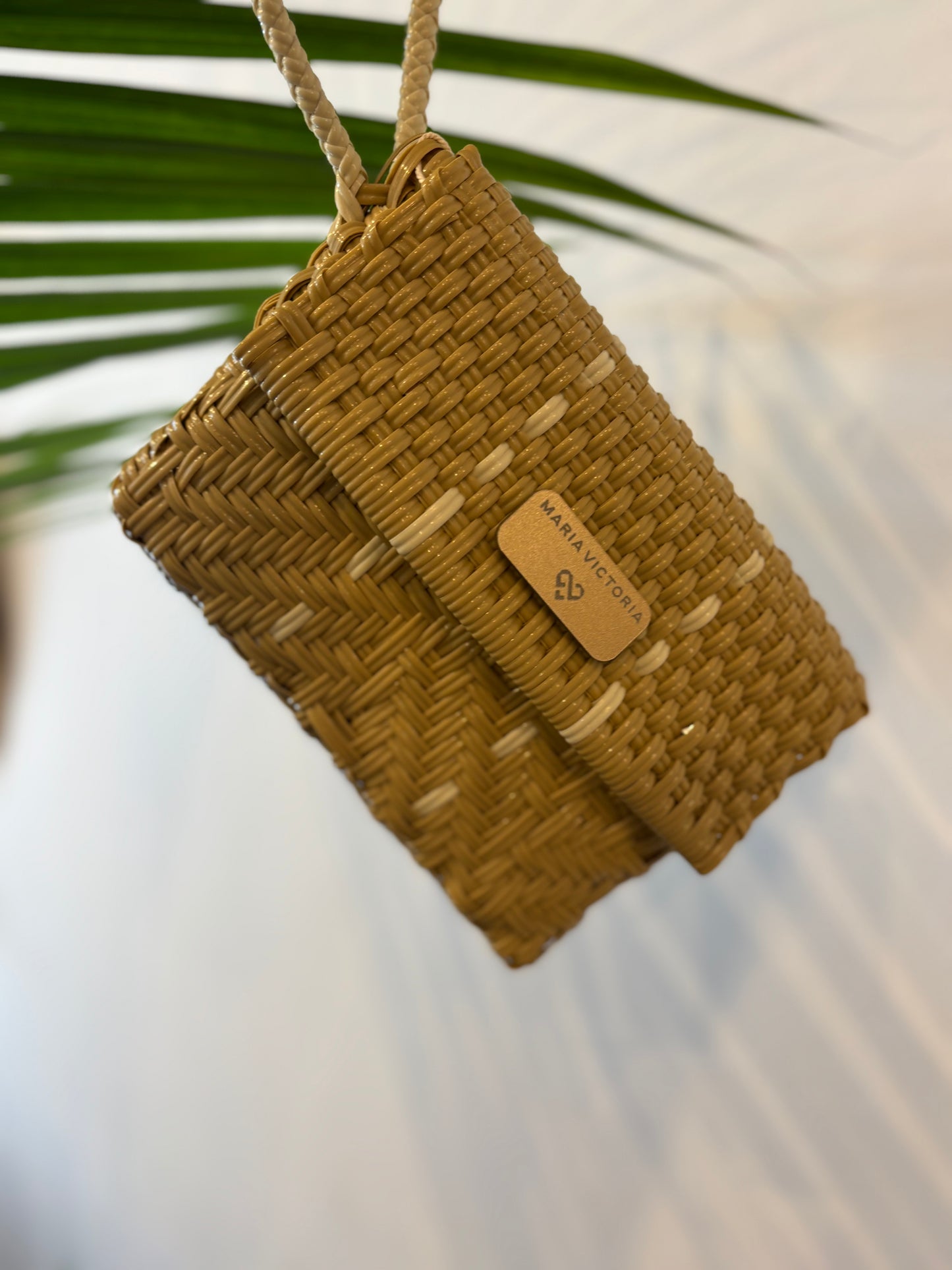 Glimmer Golden Wristlet