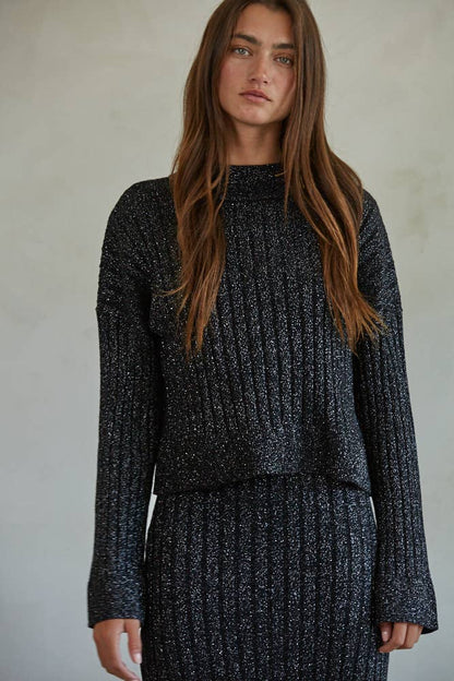 Ribbed Mock Neck Pullover