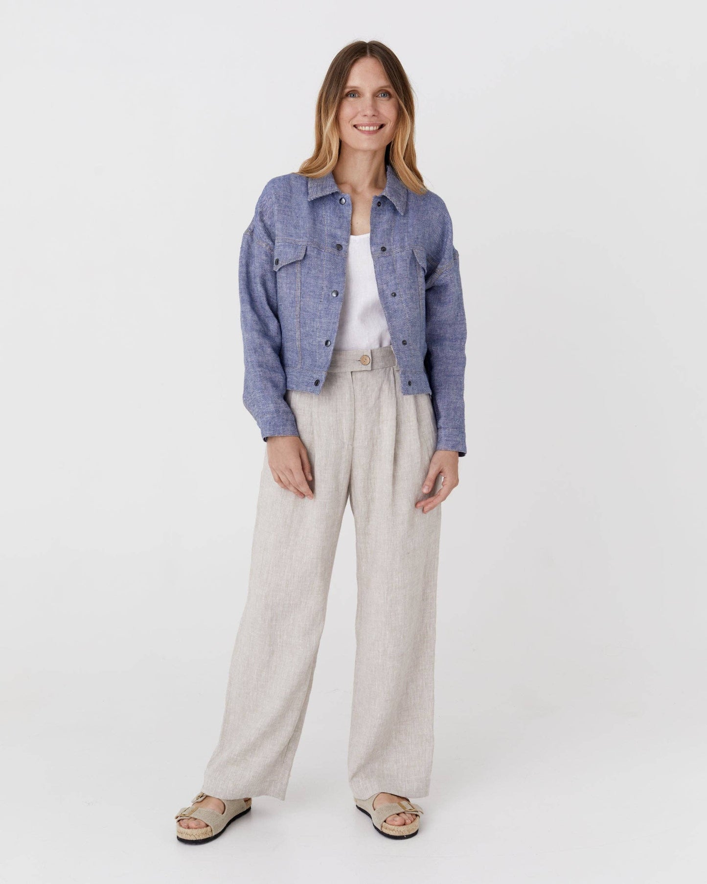 Cropped linen jacket LEURA in Denim