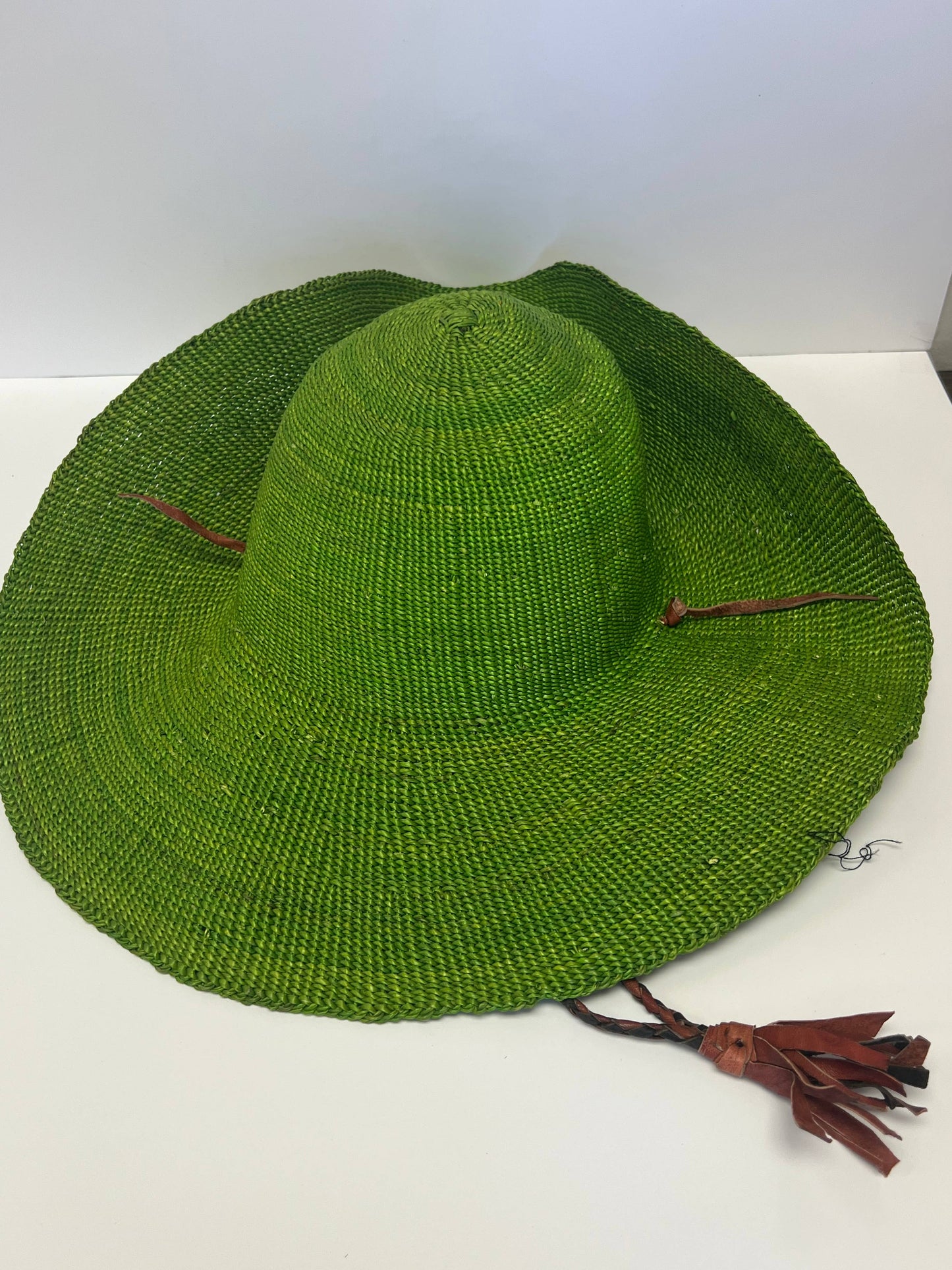 African Straw Sun Hat, Solid color