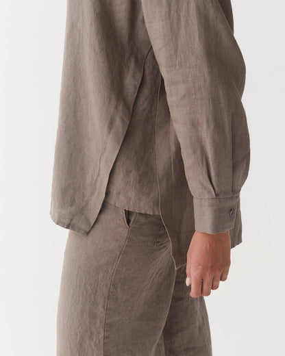 Long-Sleeve Linen Shirt ISLAY in Deep taupe
