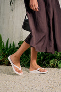 Arch Support Flip Flops With Crystal