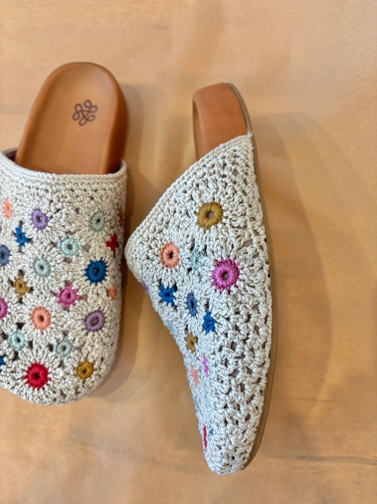 Bolinas Multi Flowers clog