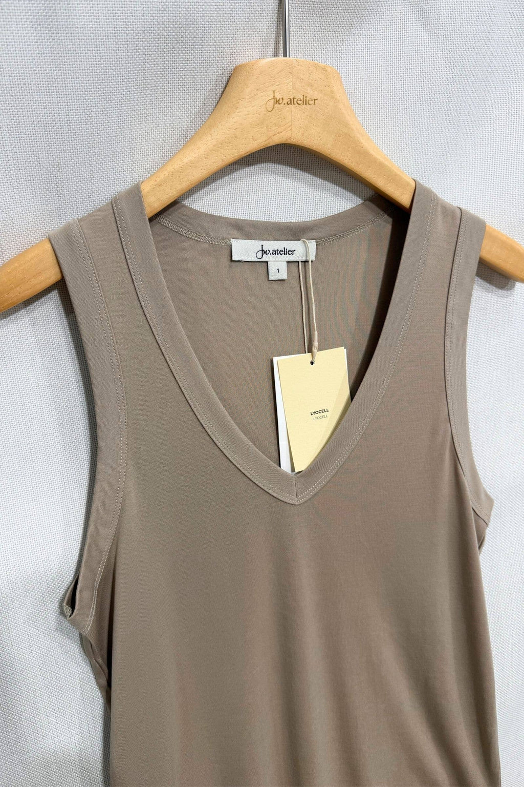 100% lyocell V-neck tank top