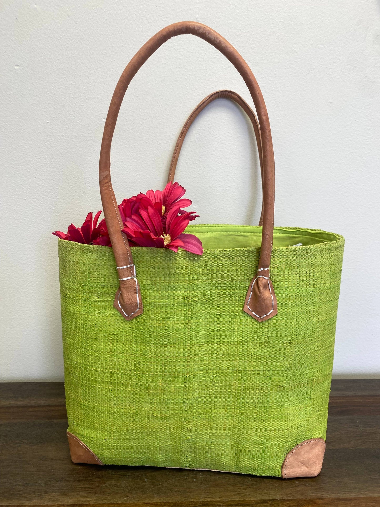 Madagascar Solid Tote Bag