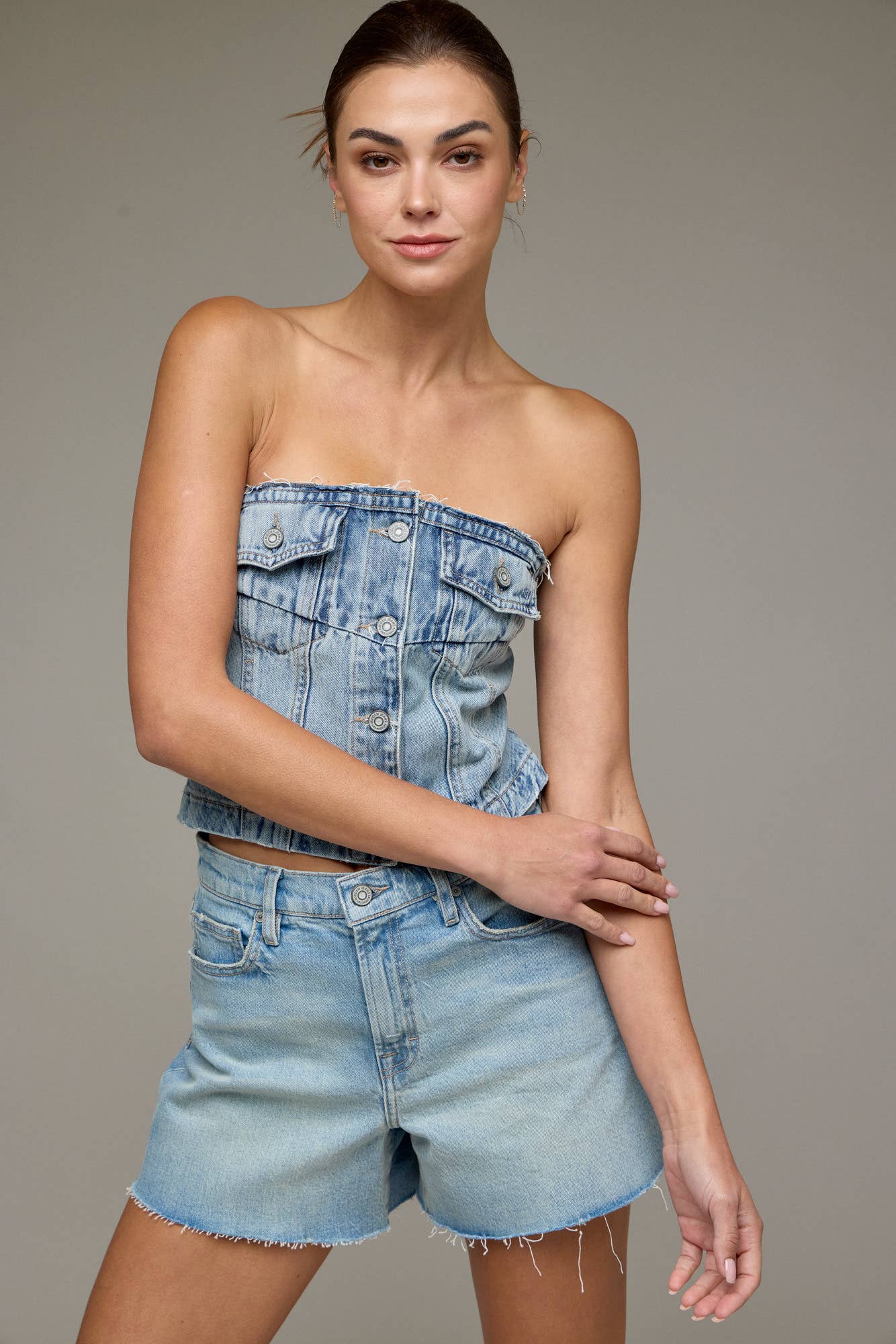 Raw Hem Mid Thigh Shorts