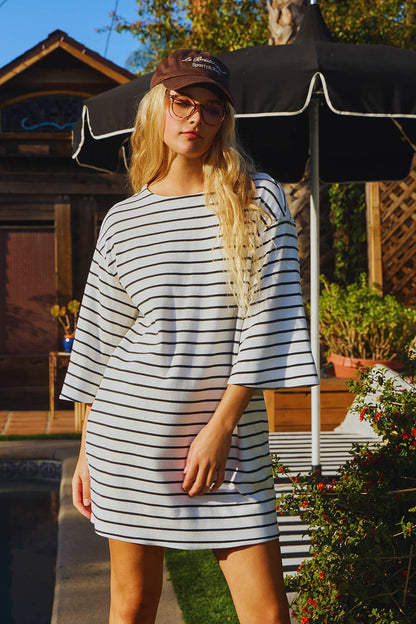 D4379 Boat Neck Oversized Striped Mini T-shirt Dress