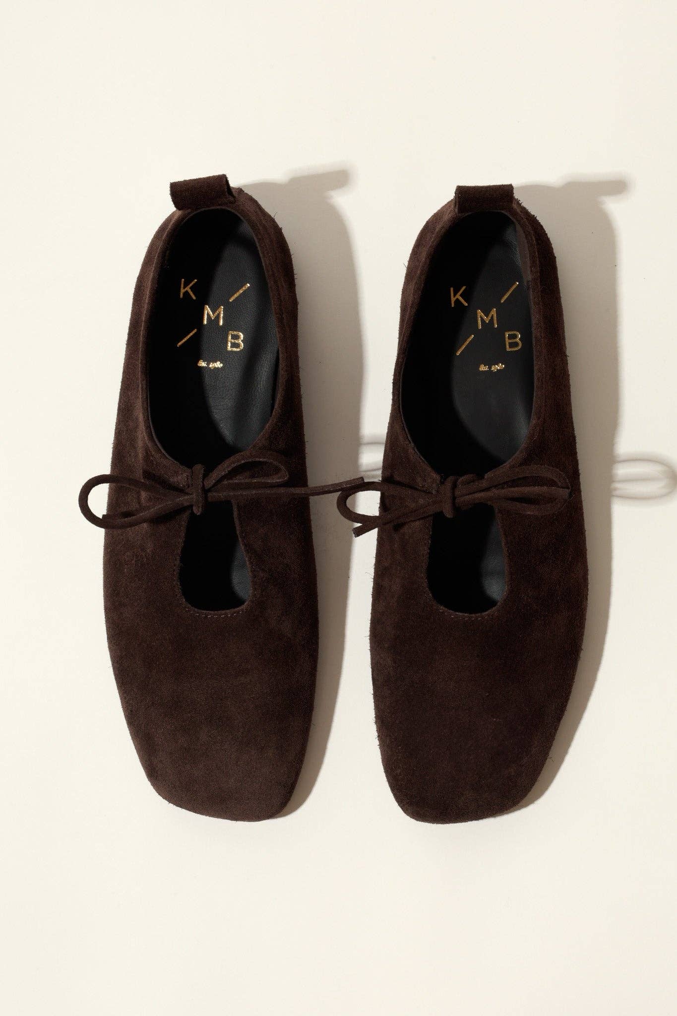 KATY CHOCOLATE – Soft Leather Flats with Front Tie