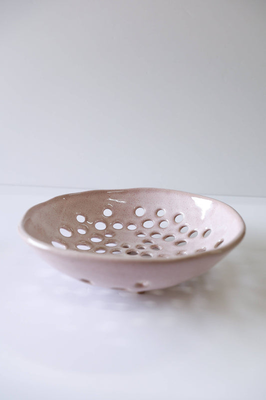 Newland Colander in Seashell