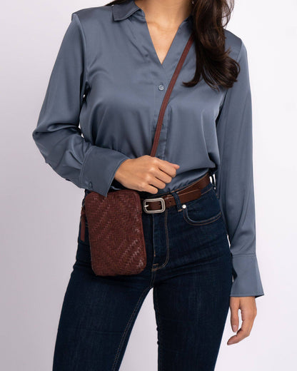 Blommers  | Vintage Leather Phone Bag