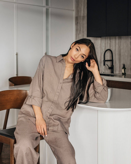 Long-Sleeve Linen Shirt ISLAY in Deep taupe