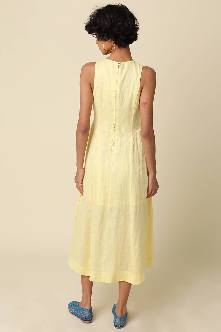 Barb Linen Neck-Tie Maxi Dress